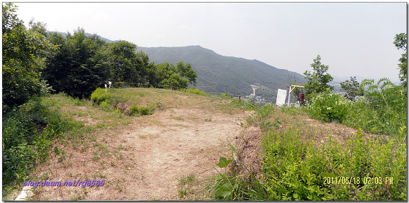 한북소요지맥(漢北逍遙支脈)