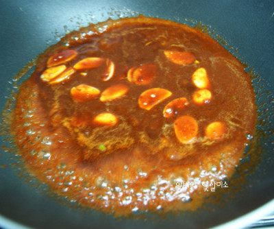 제철 맞은 민어로 양념 조림 만들었어요