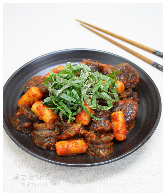 매콤해야 더 맛있는...순대볶음