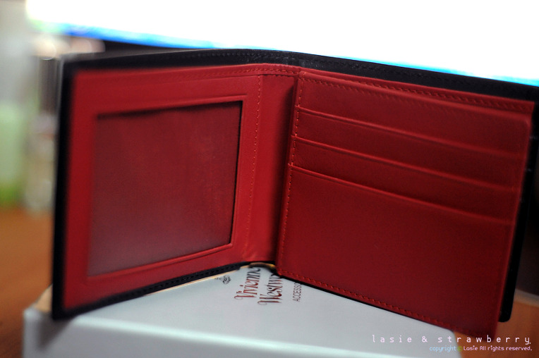 VIVIENNE WESTWOOD (비비안웨스트우드) Nappa Carf nero/rosso 단지갑