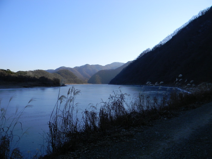 금강 따라 흘러가는 옥천 향수바람길, 한반도지형과 독락정