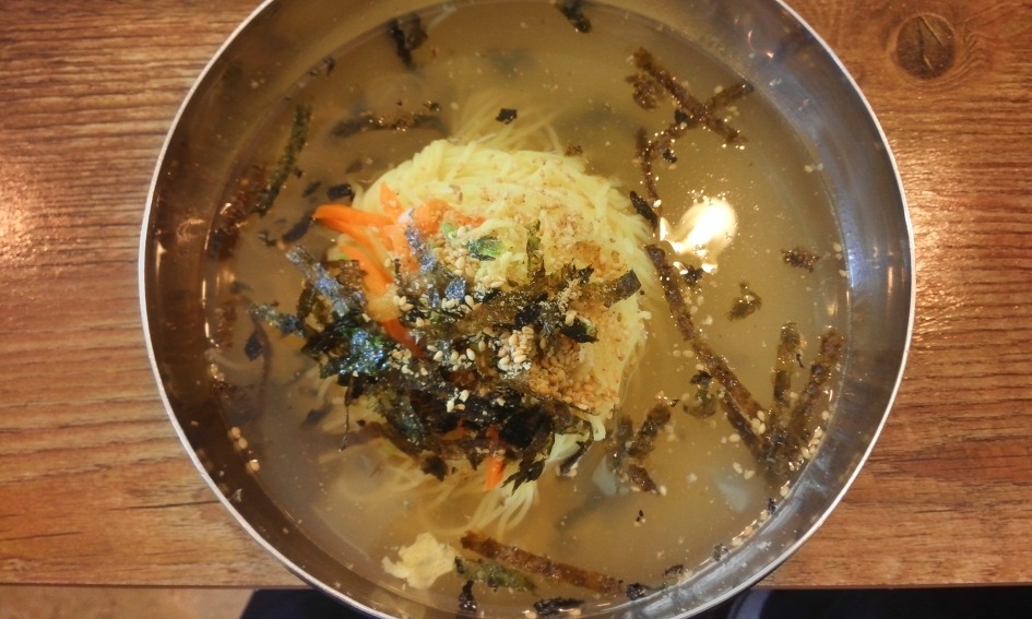 멸치국수 이미지