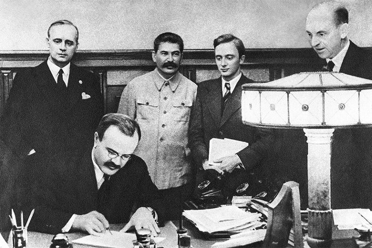 nazi-soviet-non-aggression-treaty