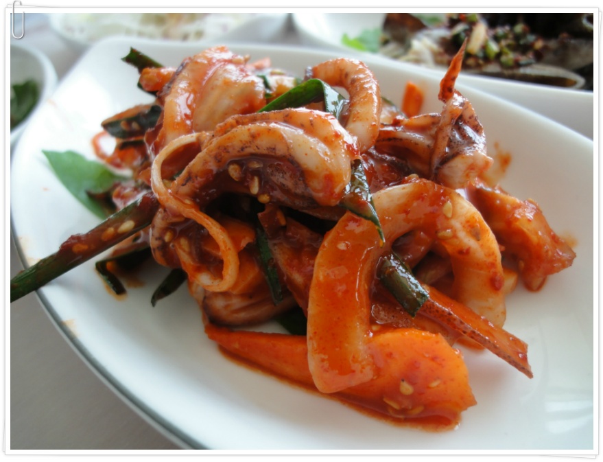 [남해자연맛집] 땀 촉촉히 내며 먹는 보약 같은 전복죽, 슴슴하고 입에 짝짝 붇는 전복찜 