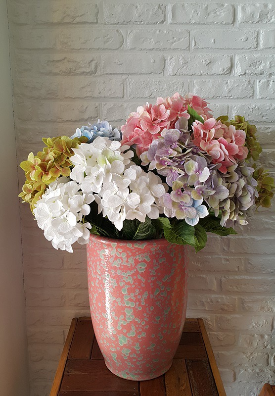 전망좋은곳에서 커피를 마실수있는 특권 여수 ( 산토리니) 커피숖 ,,,