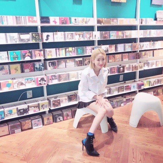 예은